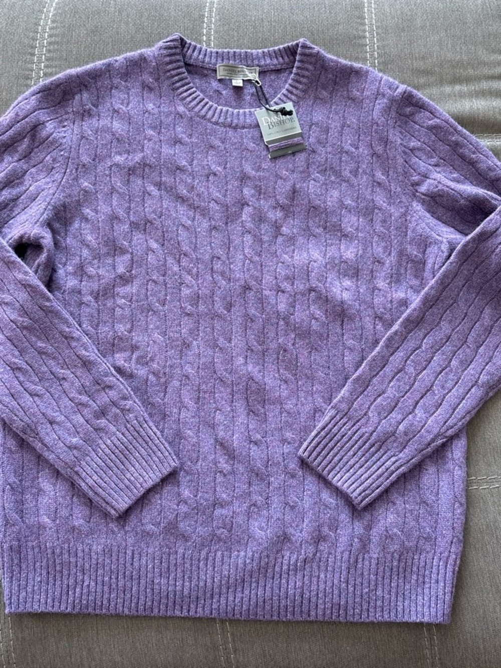 Daniel Bishop Men's Lavender 100% cashmere Cable-Knit Crewneck Sweater. L